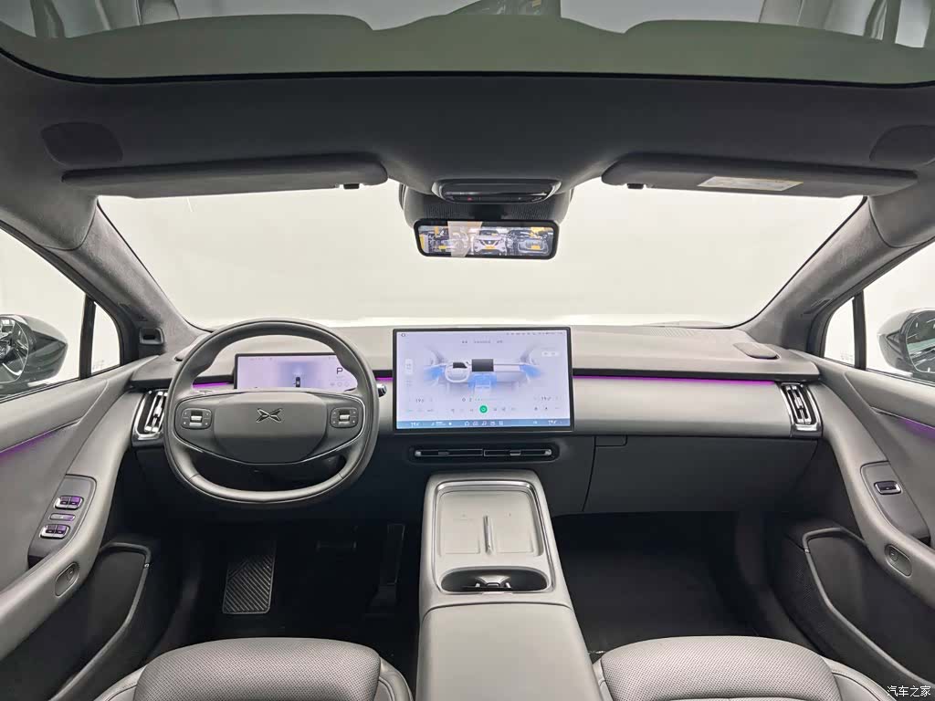 Xpeng P7, 2025 23