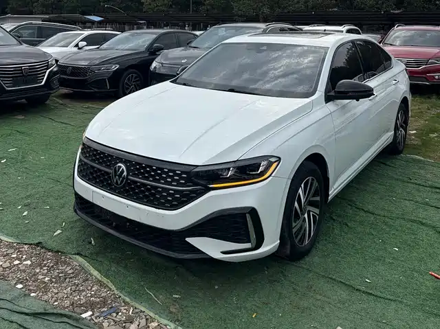 Volkswagen Lavida 2024 — купить из Китая под заказ