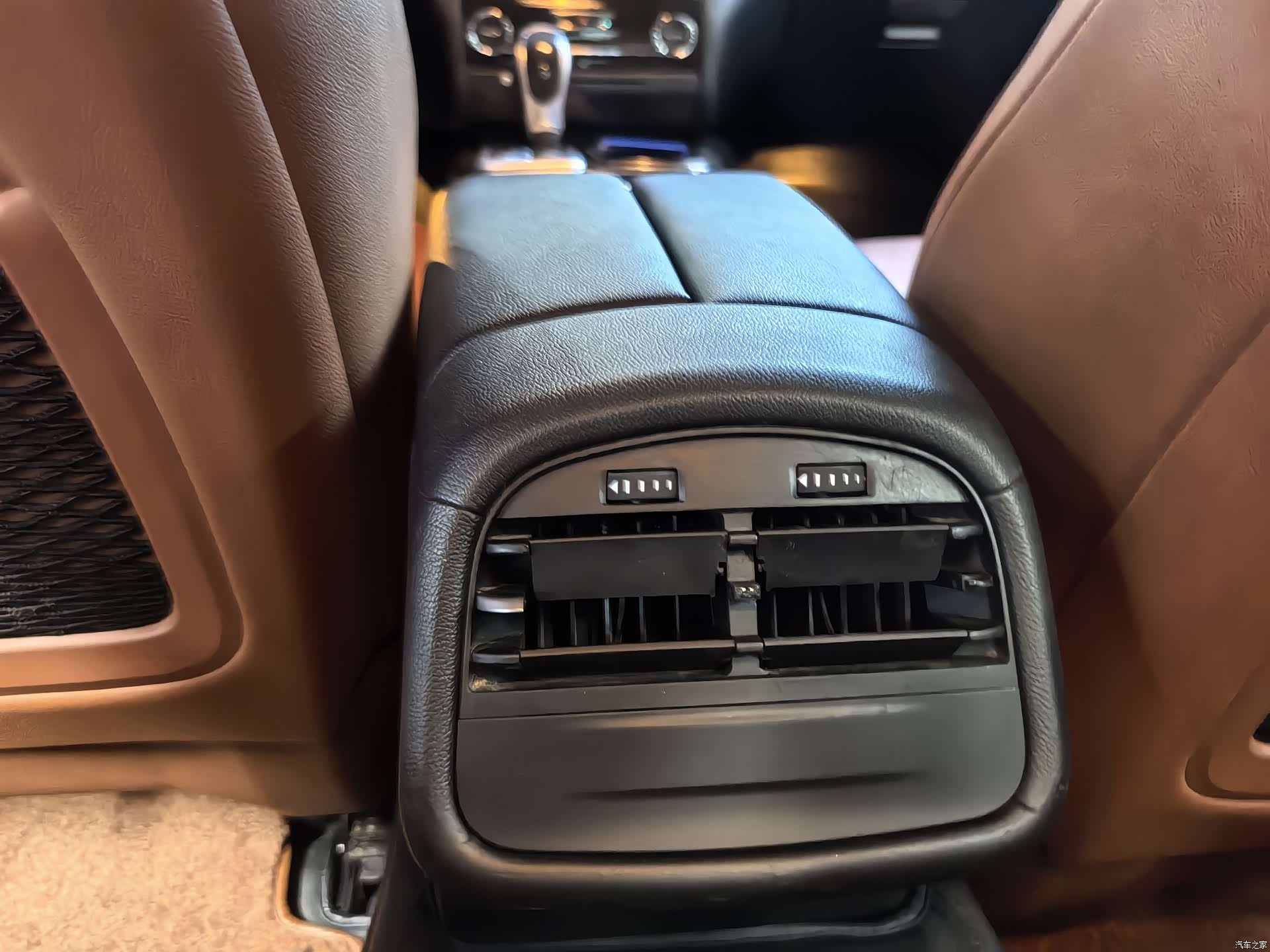 Maserati Ghibli, 2016 9