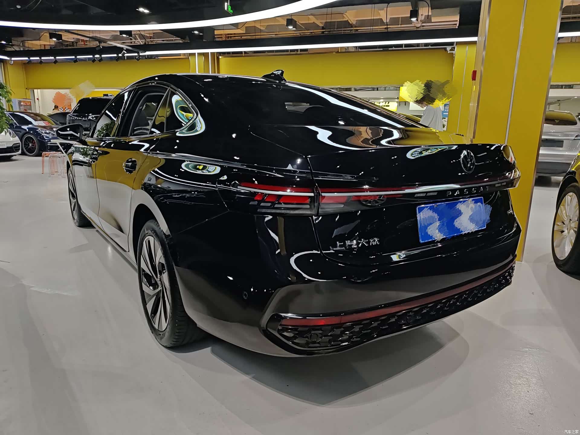 Volkswagen Passat, 2025 3