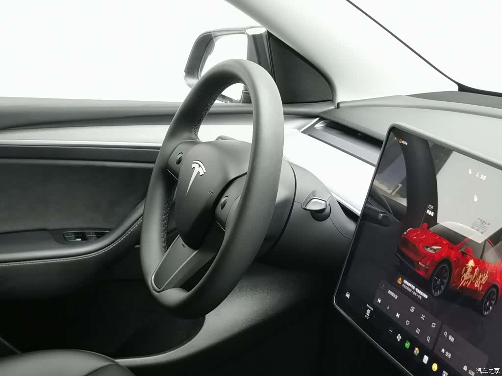 Tesla Model Y, 2024 22