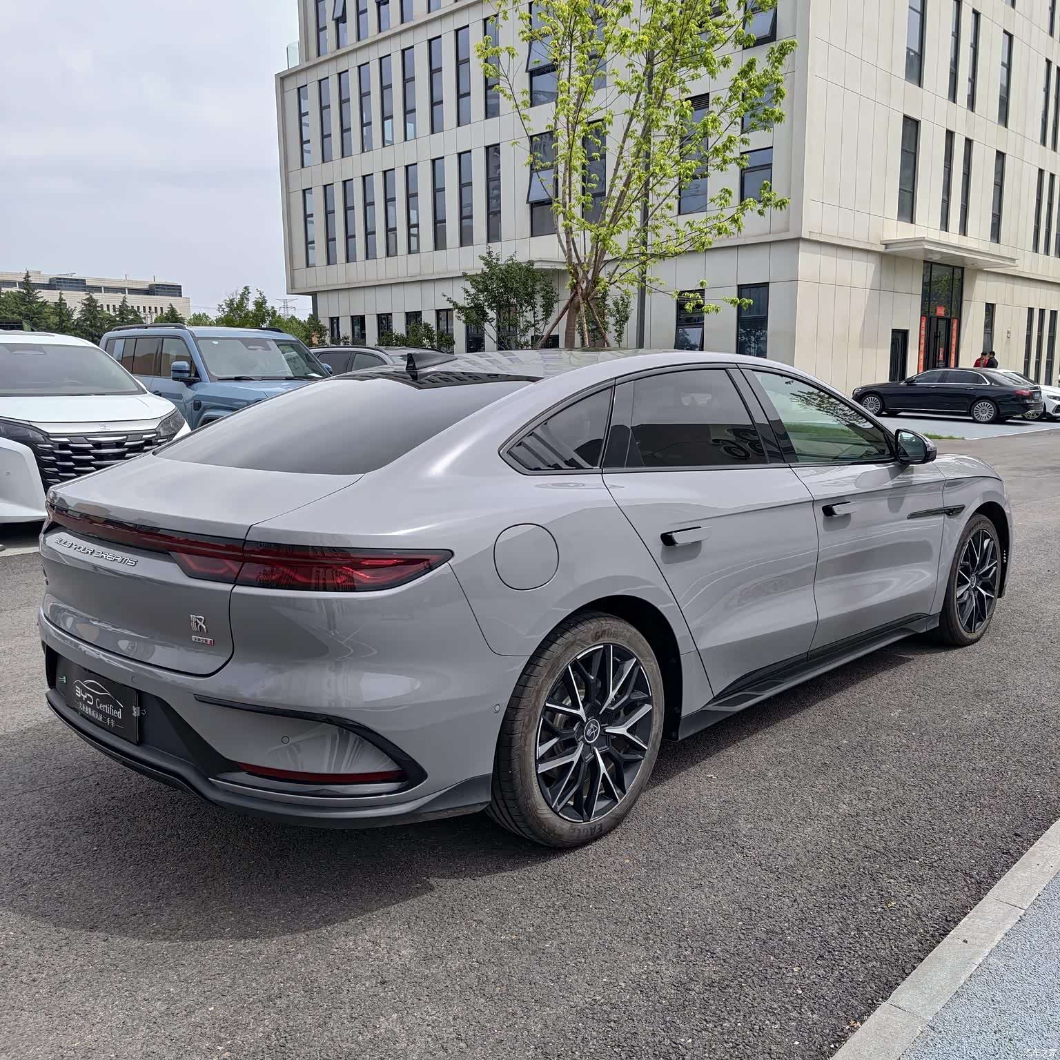 BYD Han, 2025 8