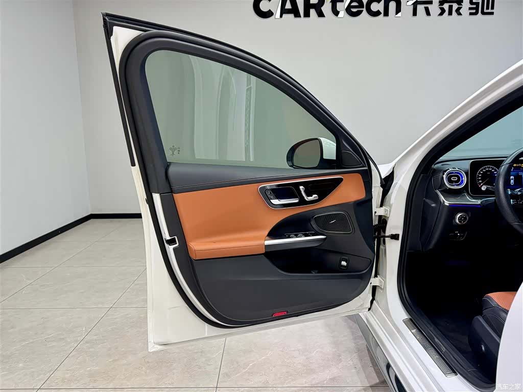 Mercedes-Benz C-Class, 2022 18