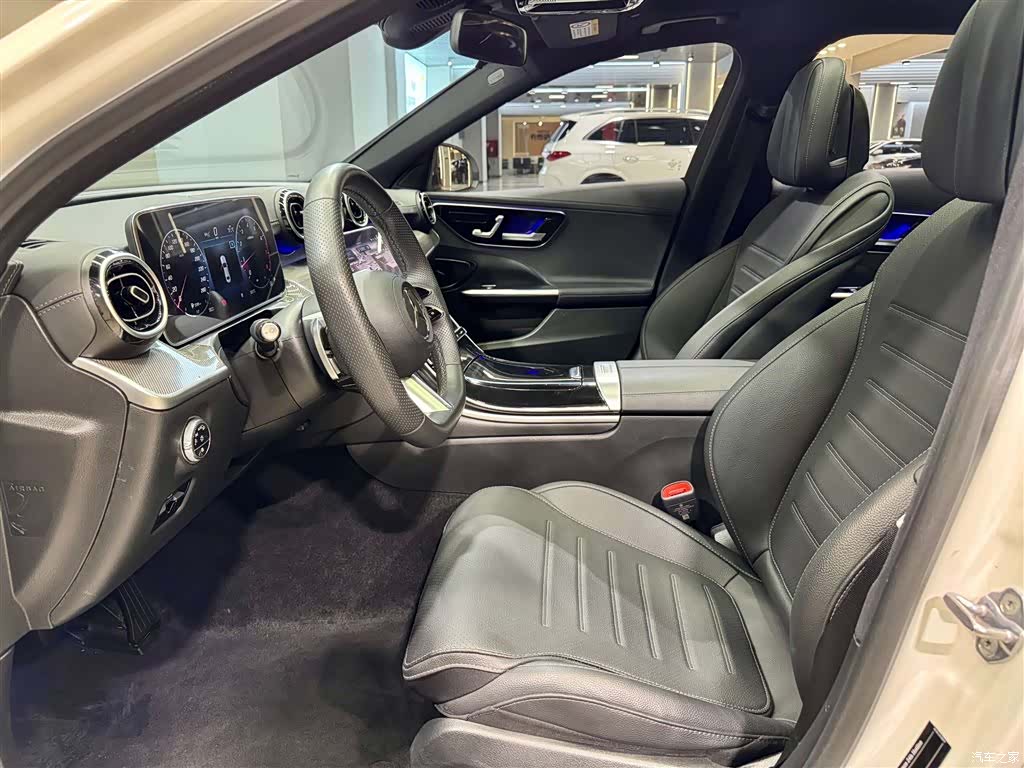 Mercedes-Benz C-Class, 2023 19