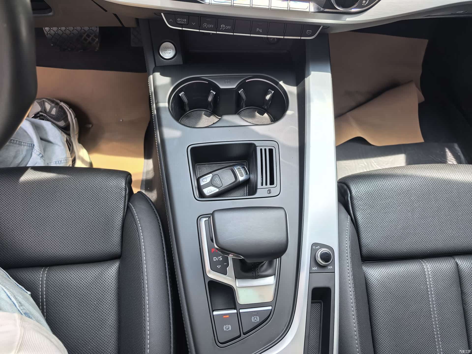 Audi A4L, 2022 10
