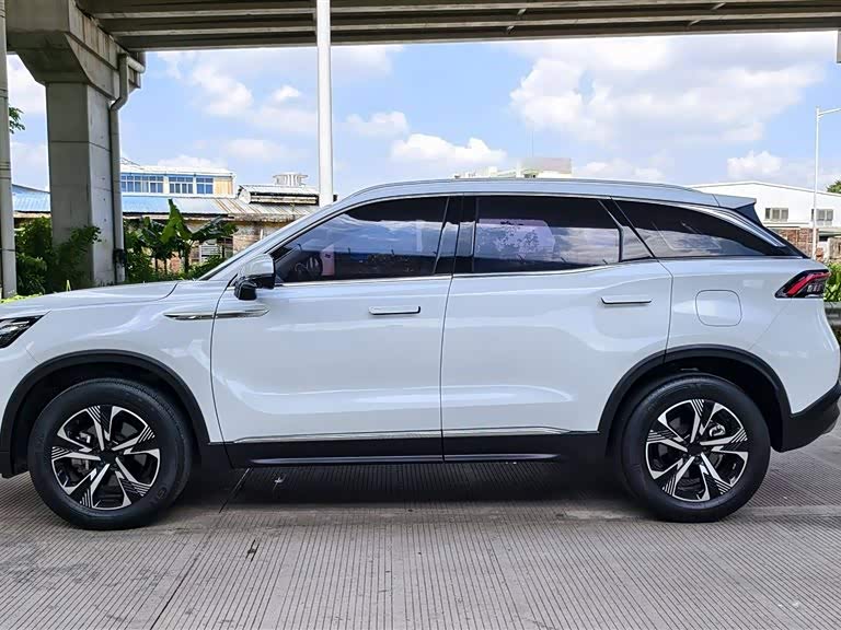 BAIC Beijing X7