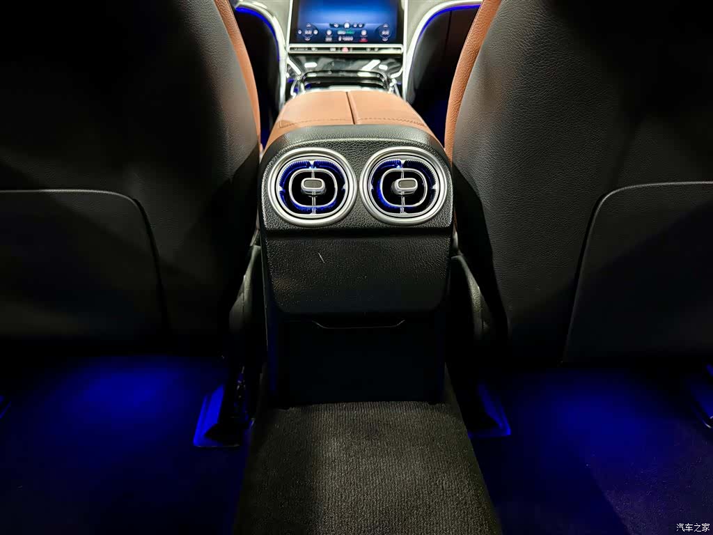 Mercedes-Benz C-Class, 2022 28