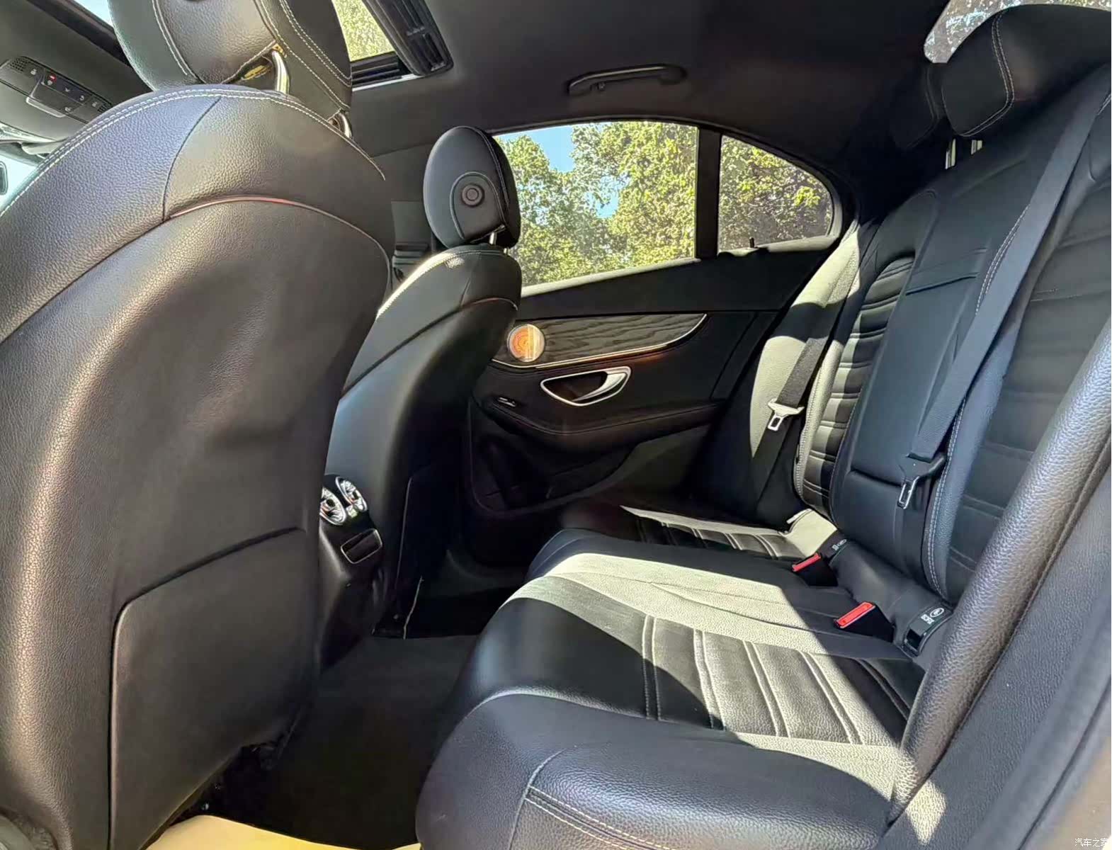 Mercedes-Benz C-Class, 2020 11
