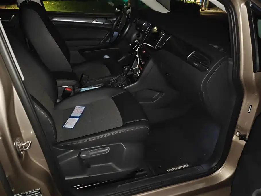 Volkswagen Golf*Jiayu