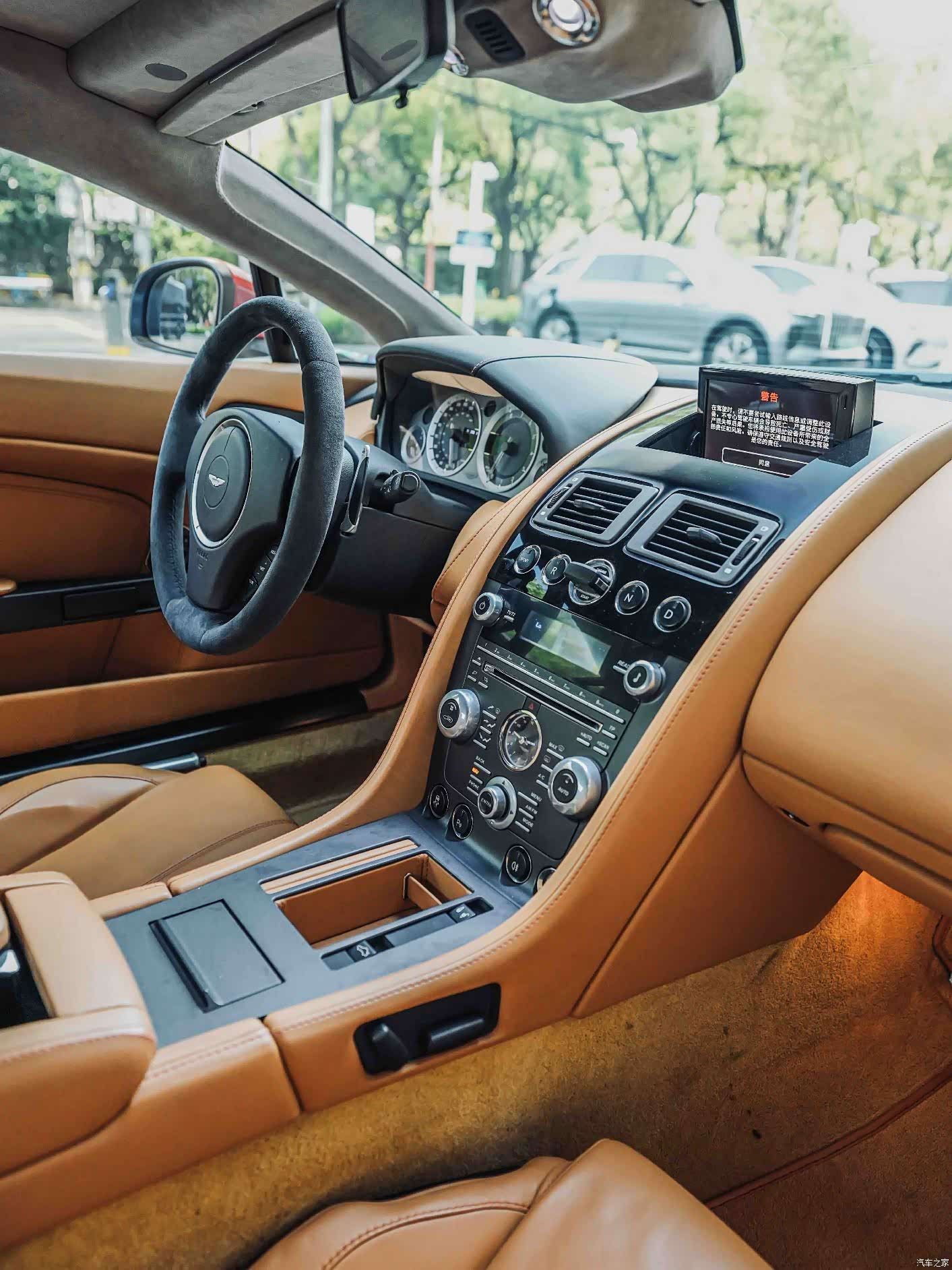 Aston Martin Vantage, 2017 15