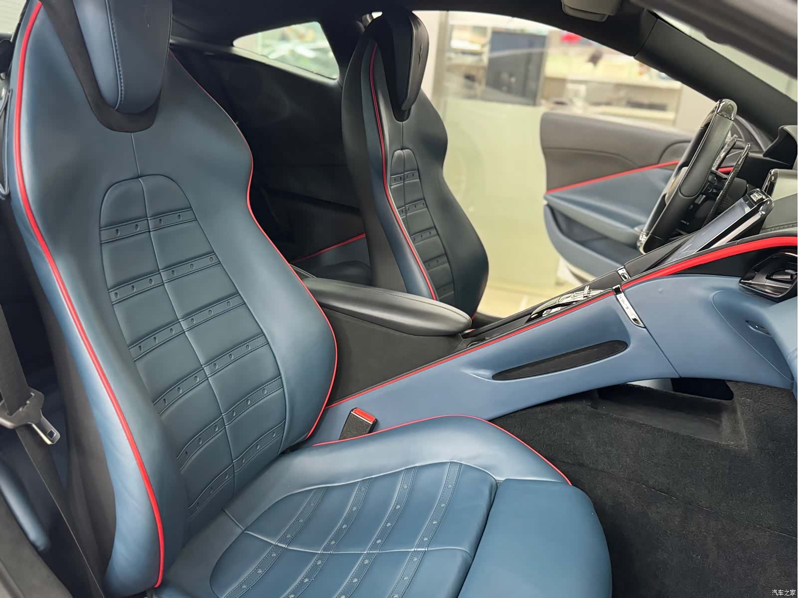 Ferrari Roma, 2021 6