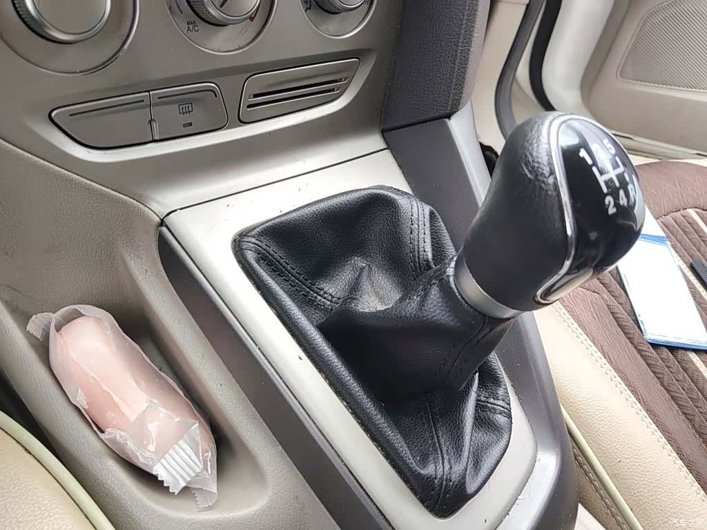 Ford Focus, 2015 15