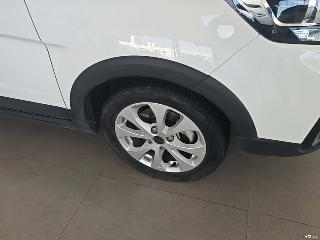 BAIC EC5, 2021 23