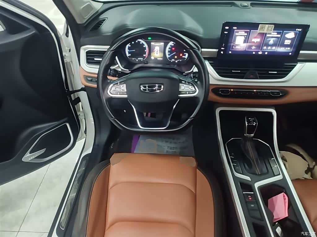 Geely X6, 2020 7