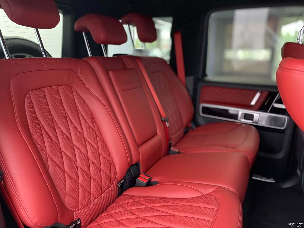 Mercedes-Benz G-Class, 2024 11