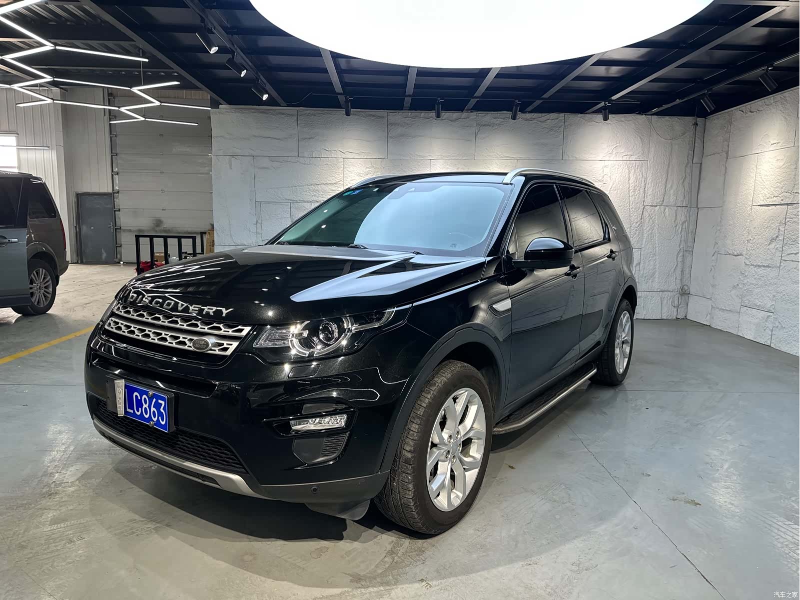 Land Rover Discovery, 2016 1