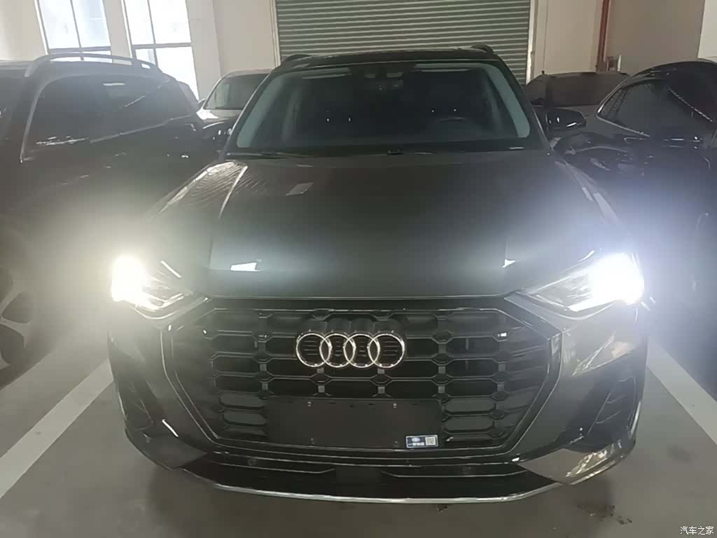 Audi Q3, 2021 3