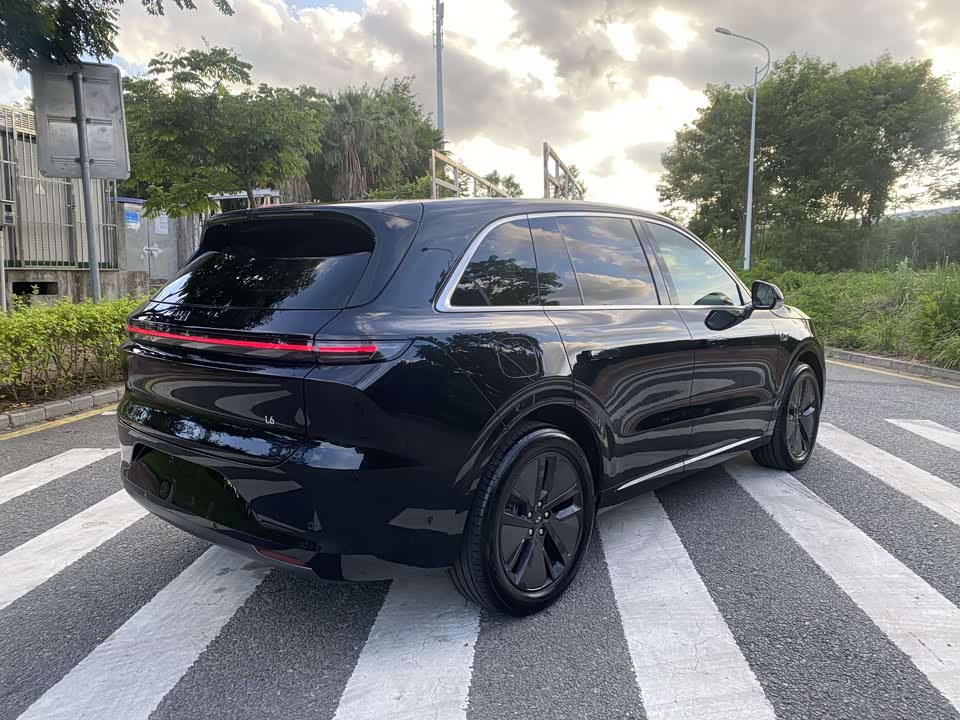 Li Auto Ideal L6