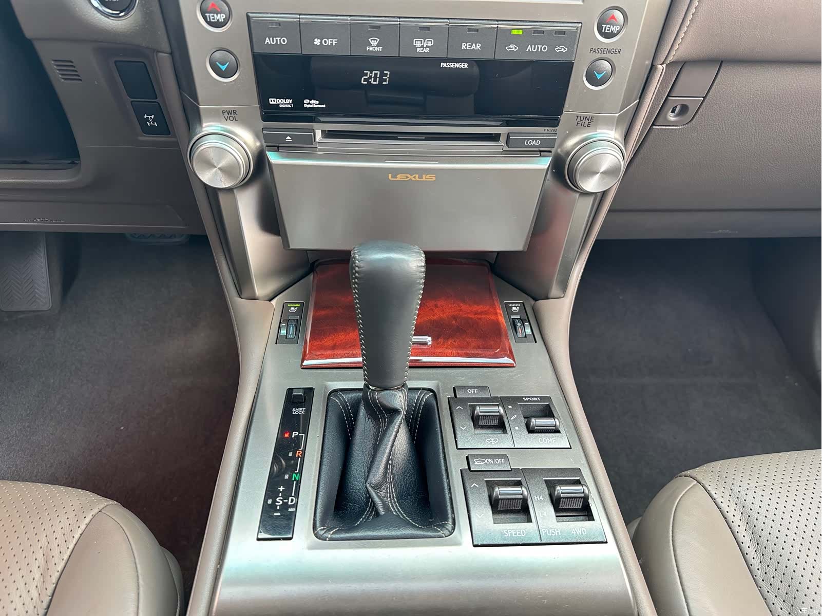Lexus GX, 2013 49