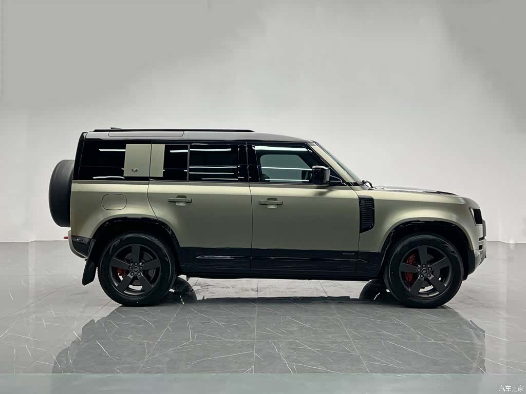 Land Rover Defender, 2022 7
