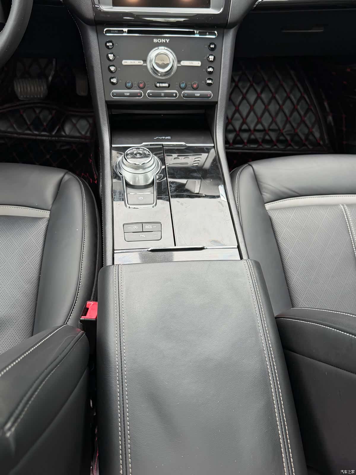 Ford Taurus, 2018 10