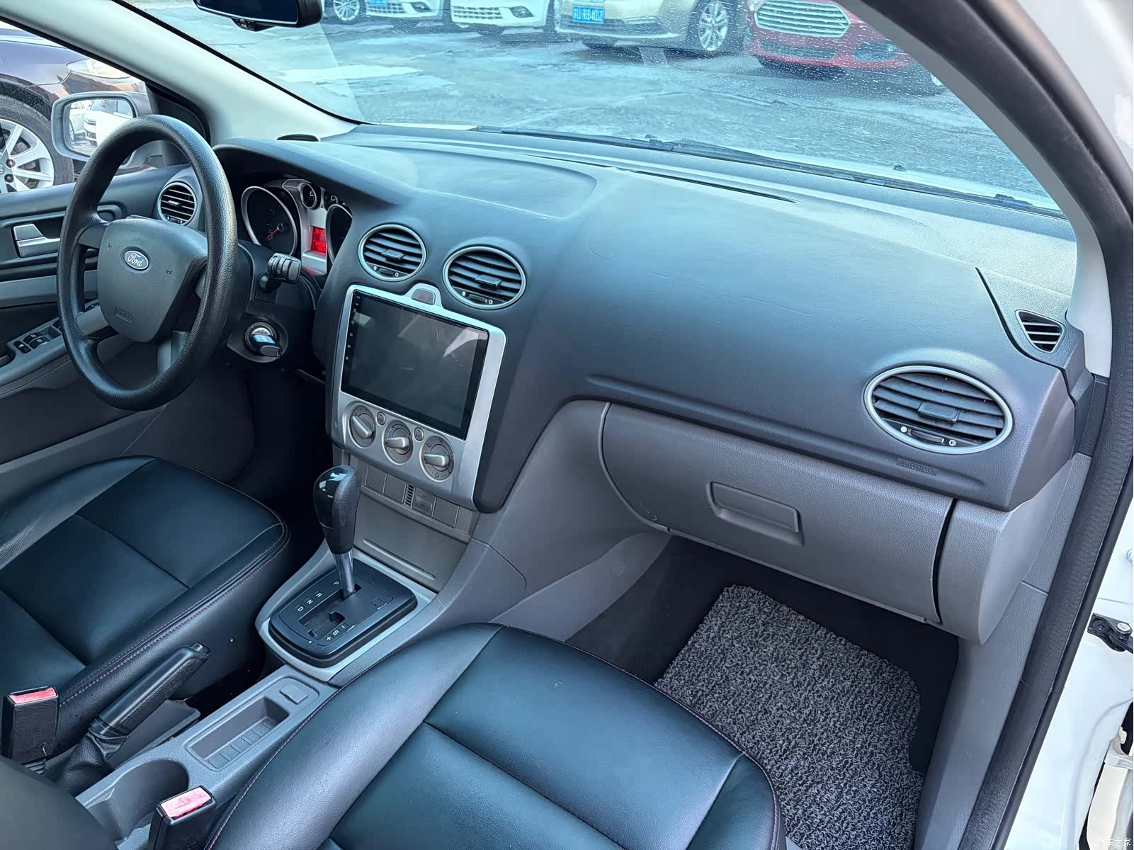 Ford Focus, 2015 11