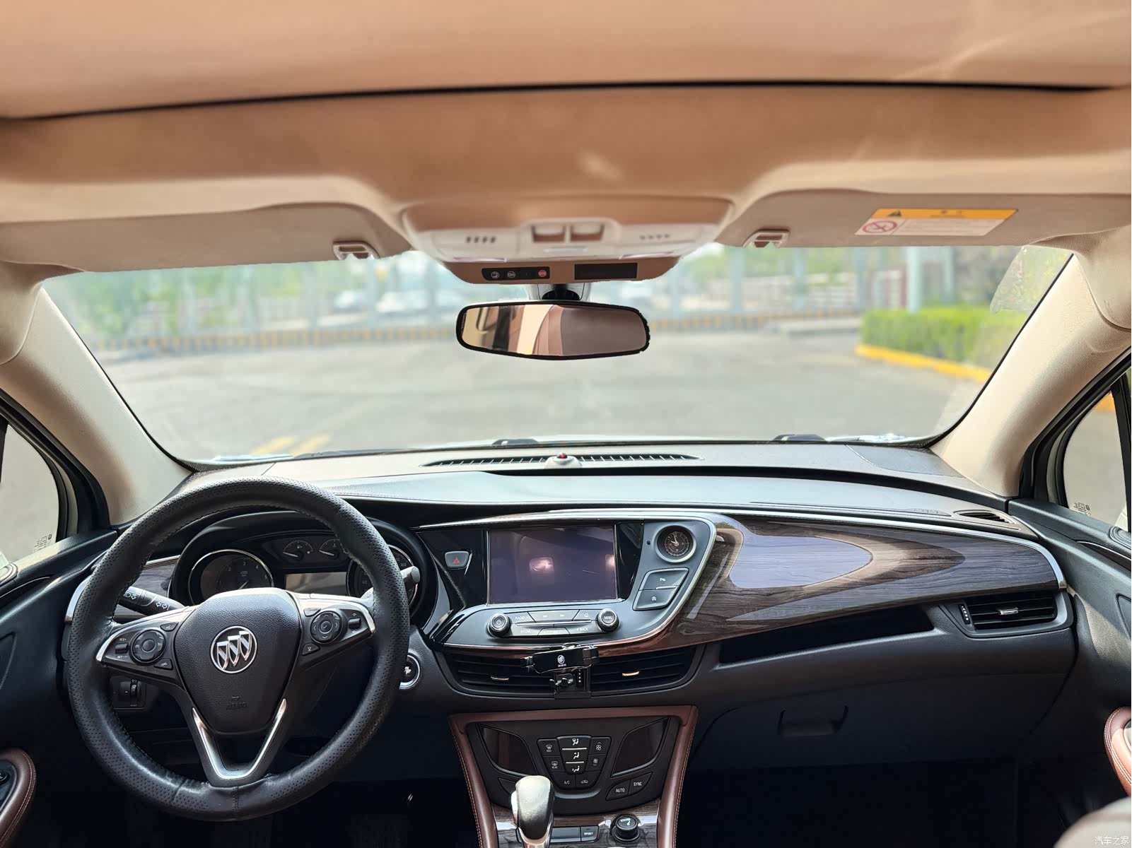 Buick Envision Plus, 2017 11
