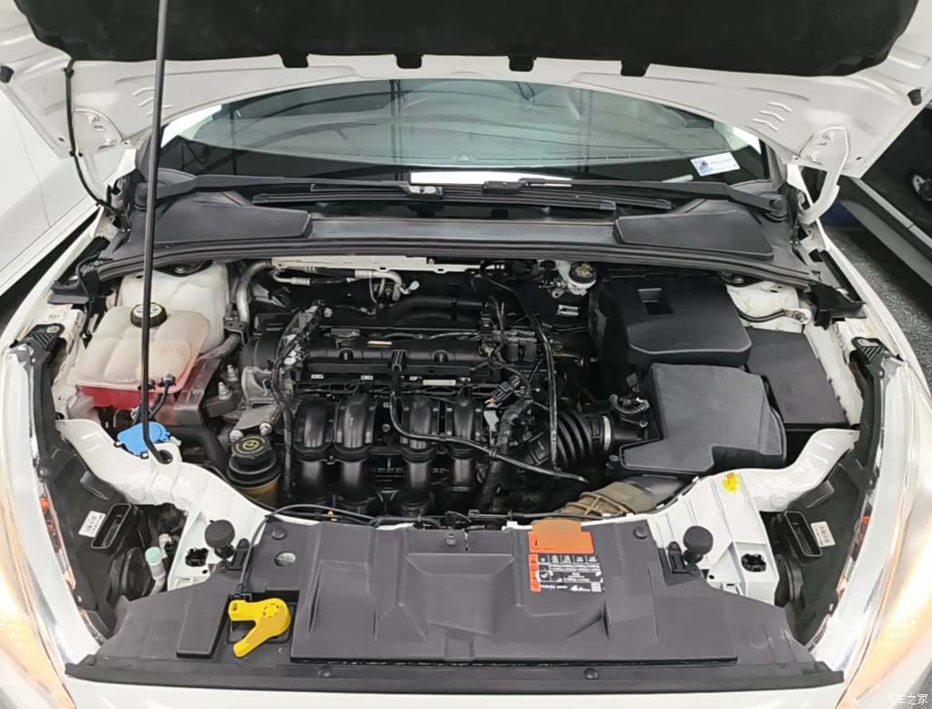 Ford Focus, 2015 20