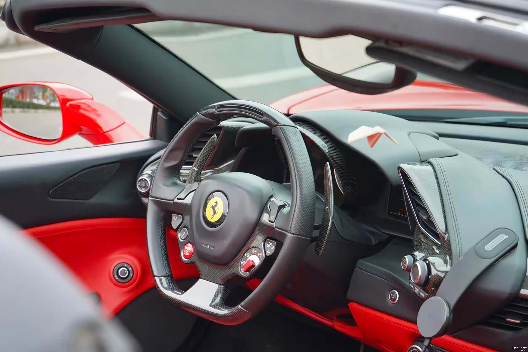 Ferrari 488, 2017 19