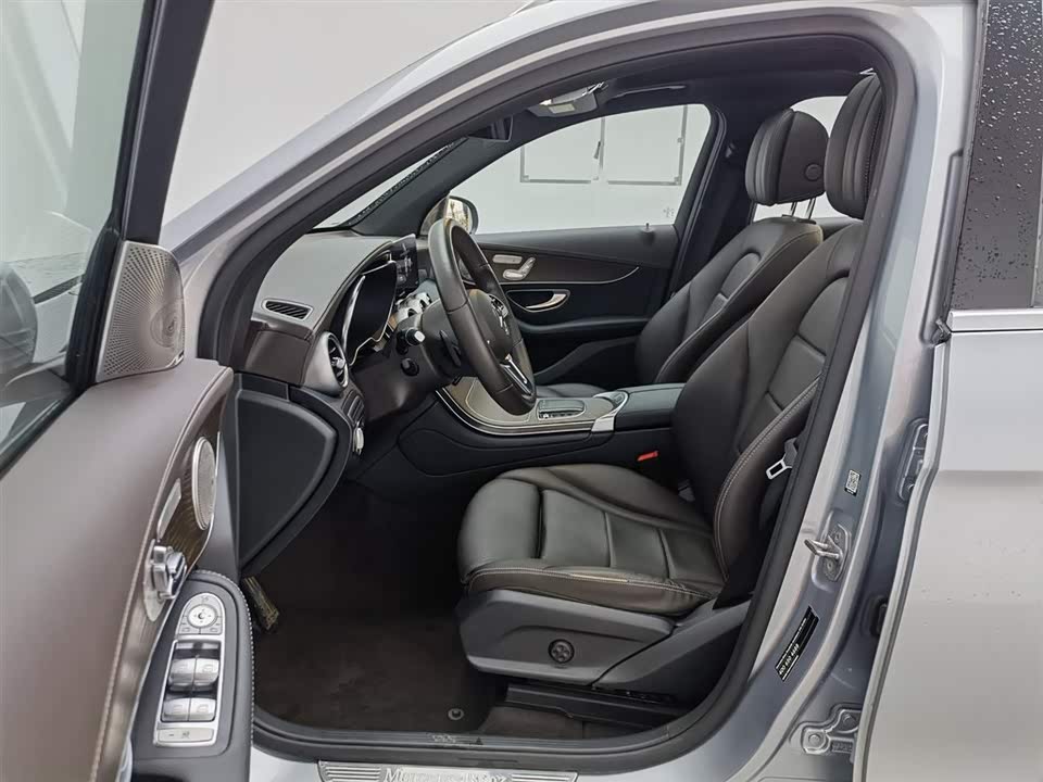Mercedes-Benz GLC Mercedes-Benz GLC