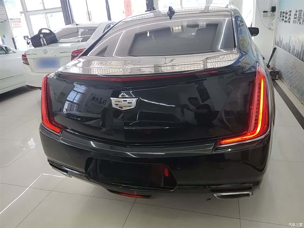Cadillac XTS, 2018 все фото