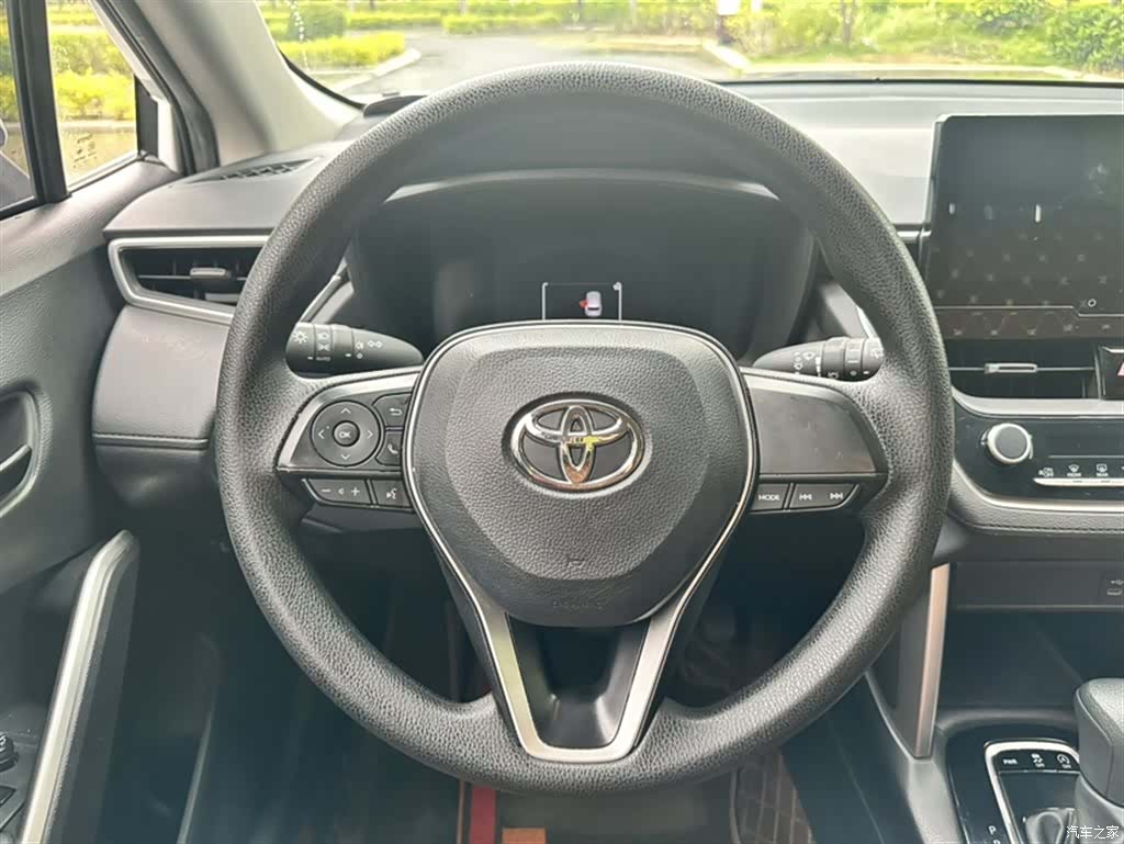 Toyota Frontlander, 2023 7