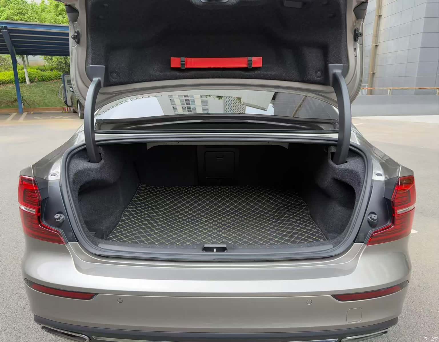 Volvo S60, 2022 21