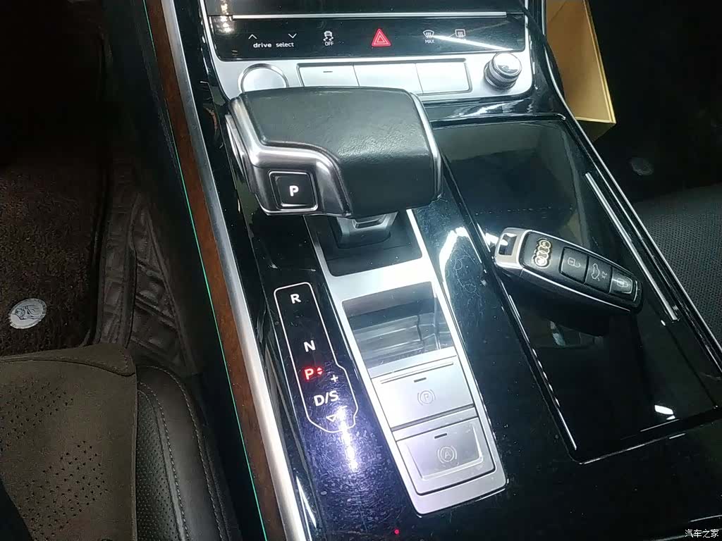 Audi A8L, 2019 10