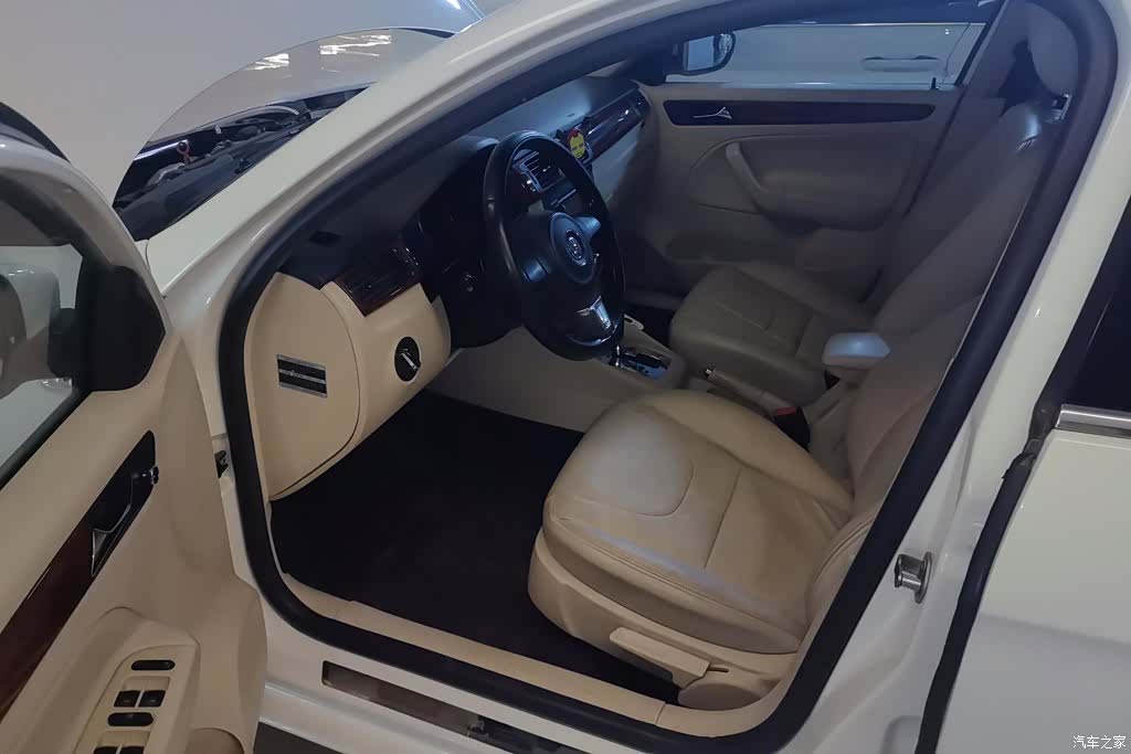 Volkswagen Bora, 2012 9