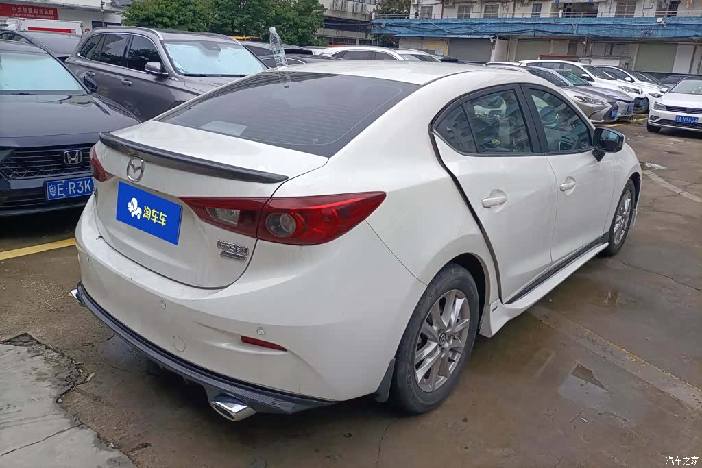 Mazda Mazda3, 2016 3