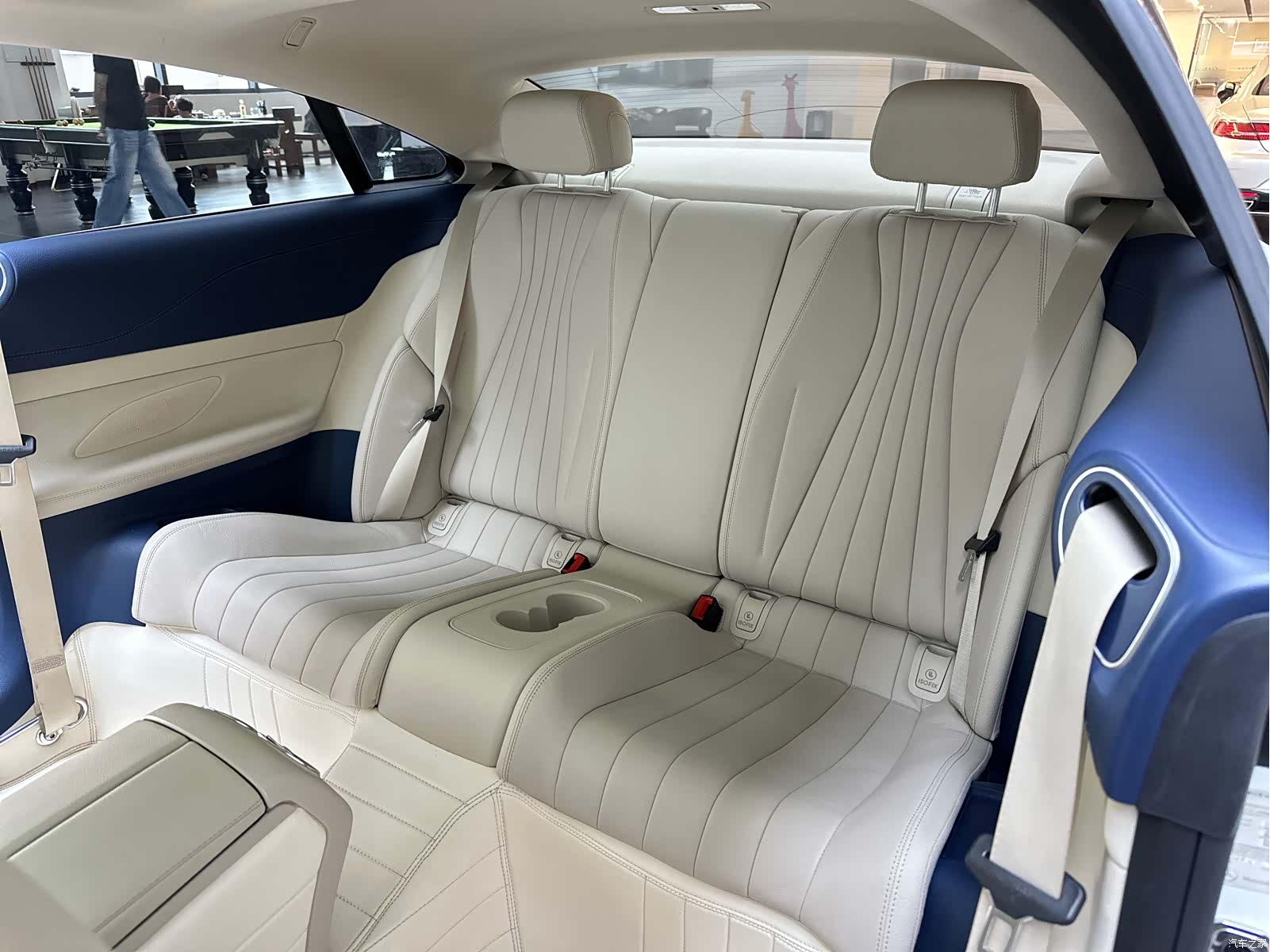 Mercedes-Benz E-Class, 2024 15