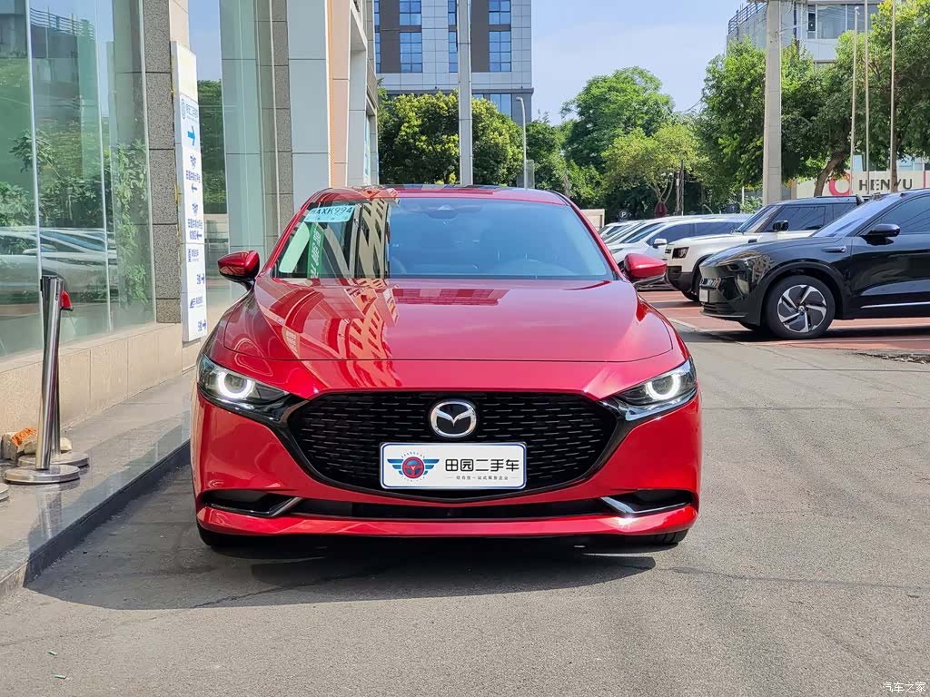 Mazda Mazda3, 2023 2