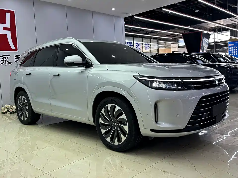 AITO Ask the world M7