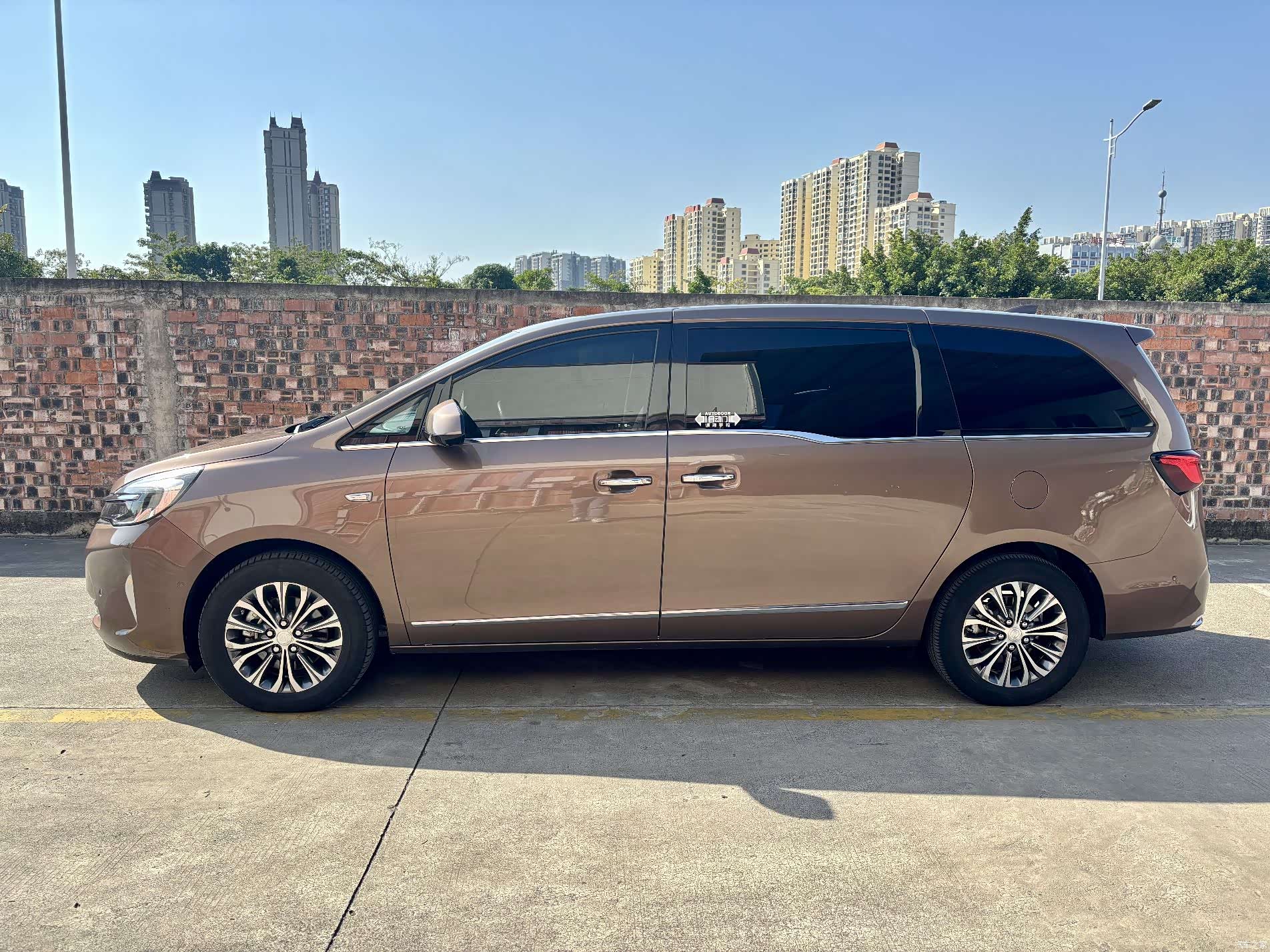 Buick GL8, 2021 7