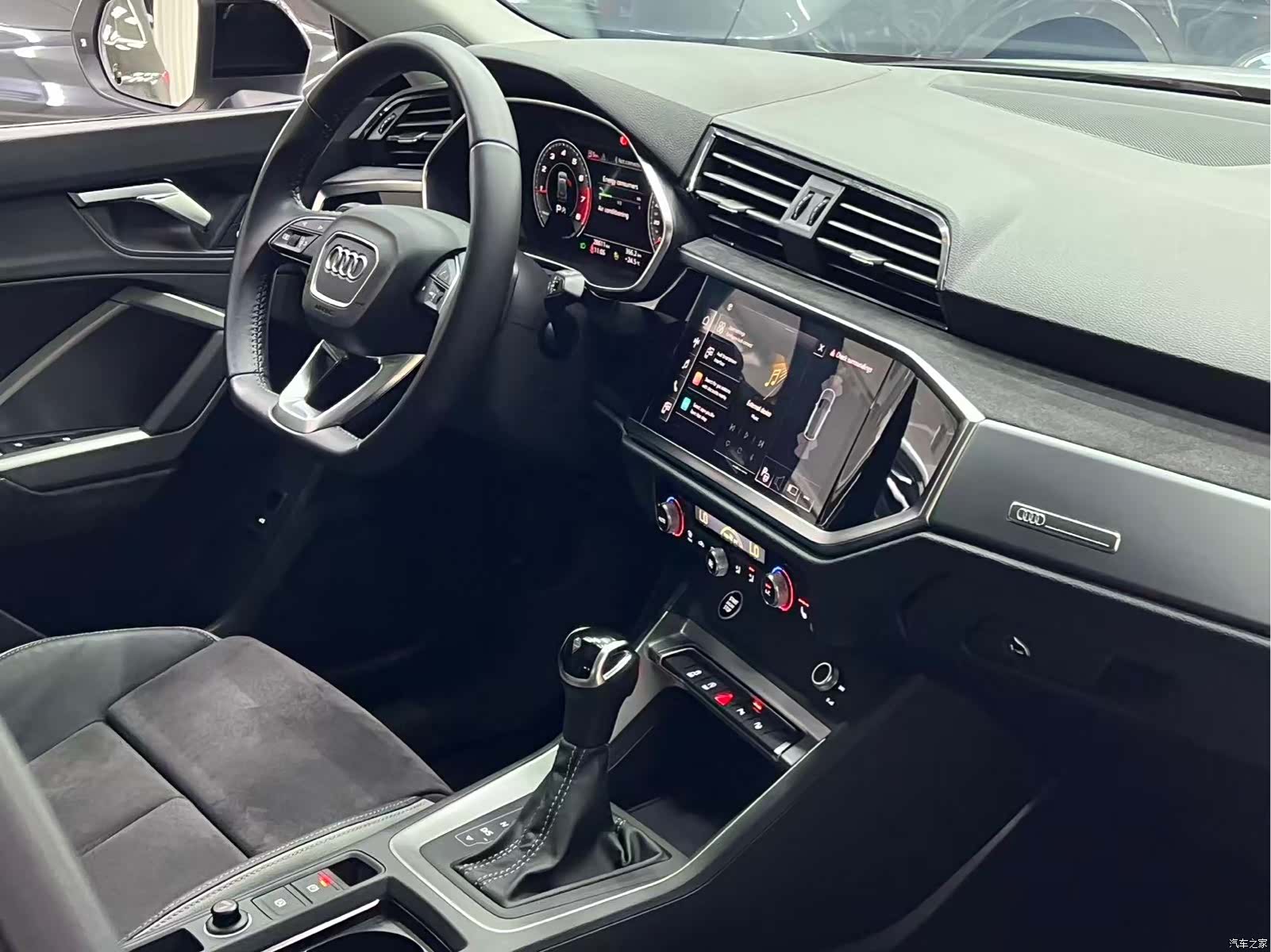 Audi Q3, 2022 20