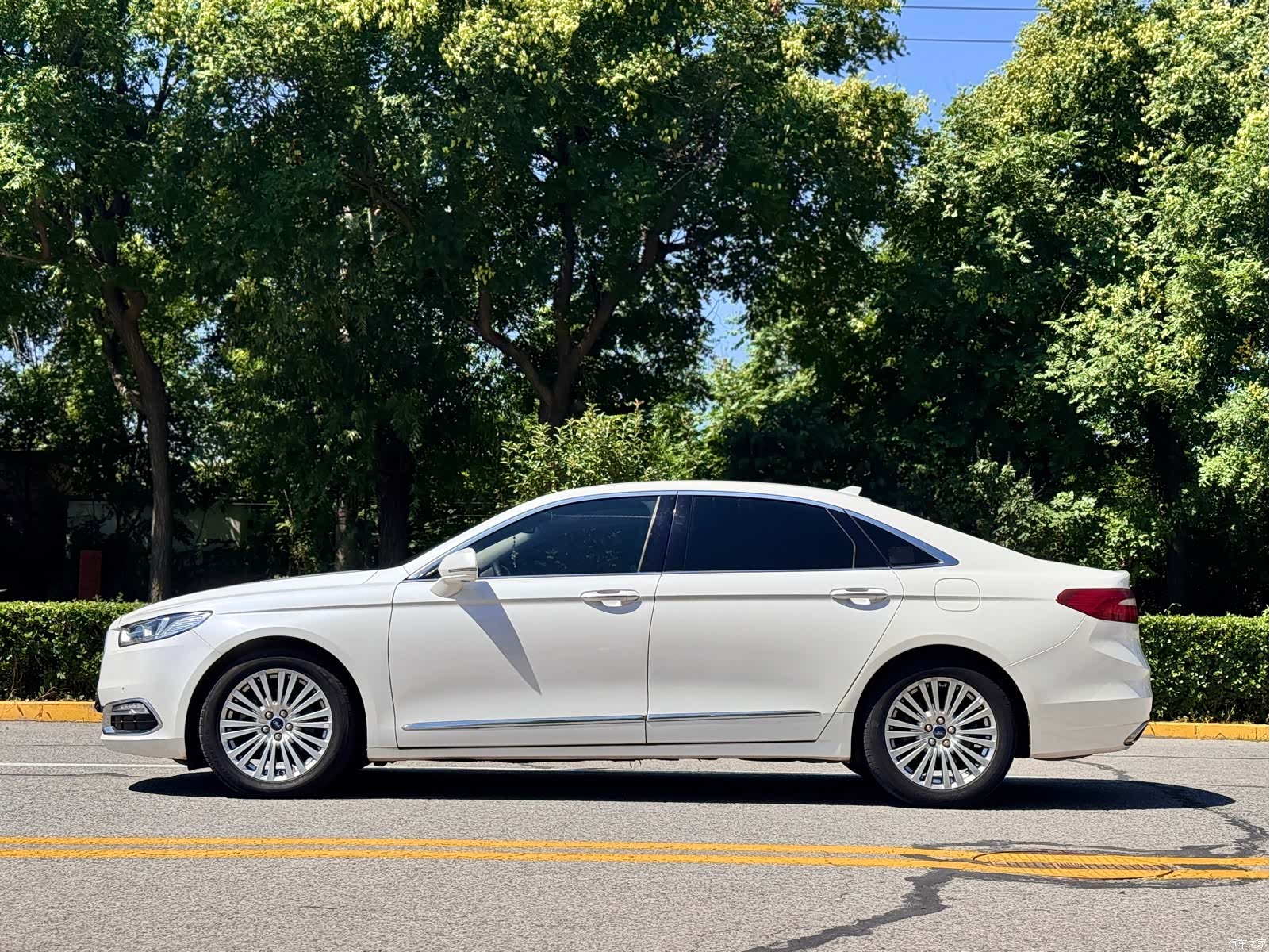 Ford Taurus, 2018 4