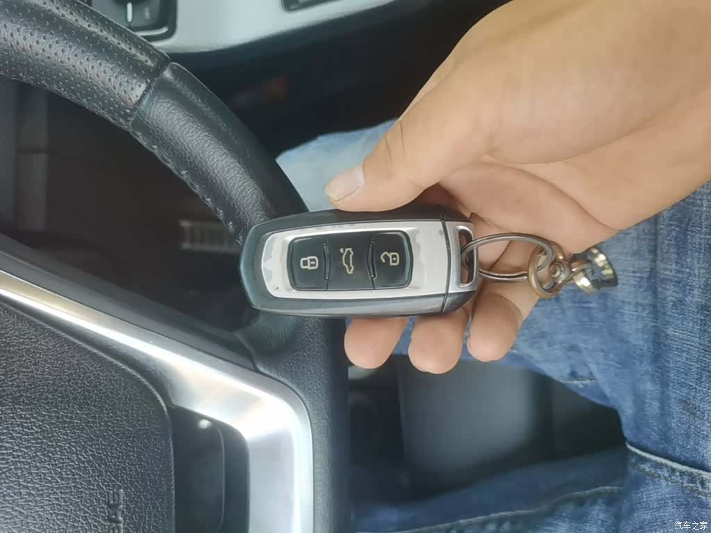 Geely Emgrand, 2018 9