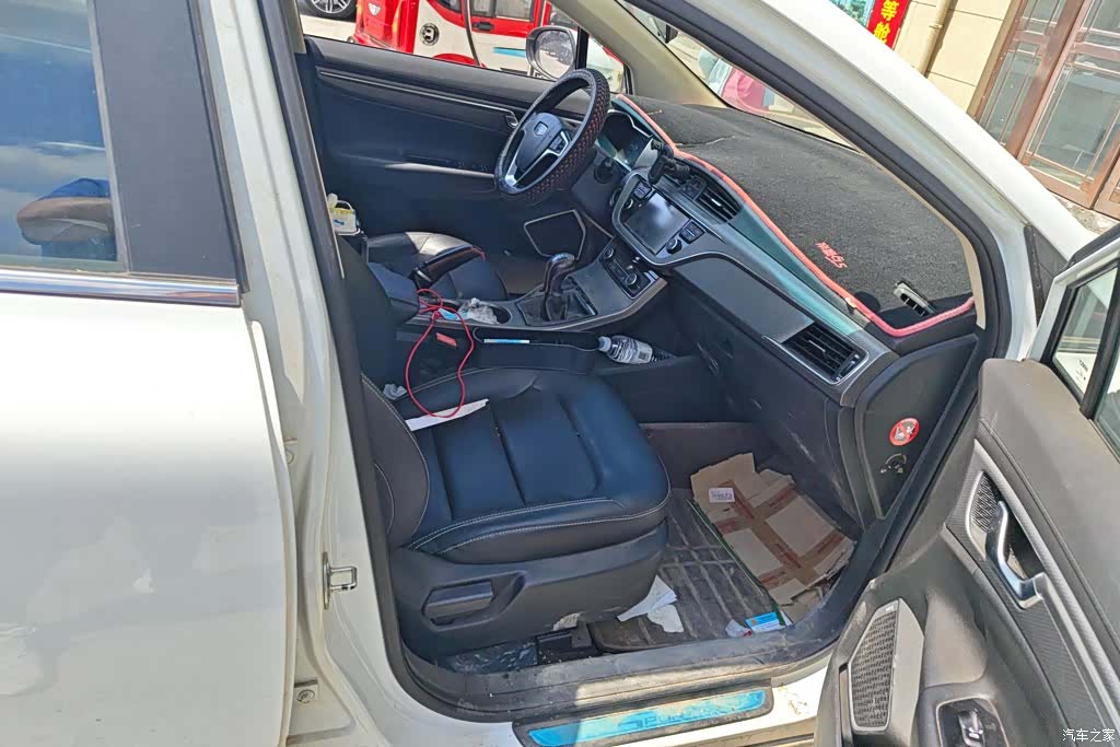Geely Emgrand, 2017 8