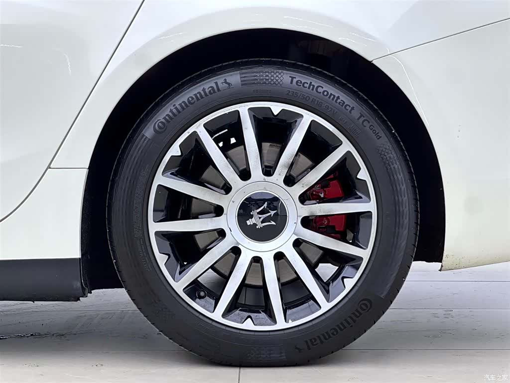 Maserati Ghibli, 2018 17