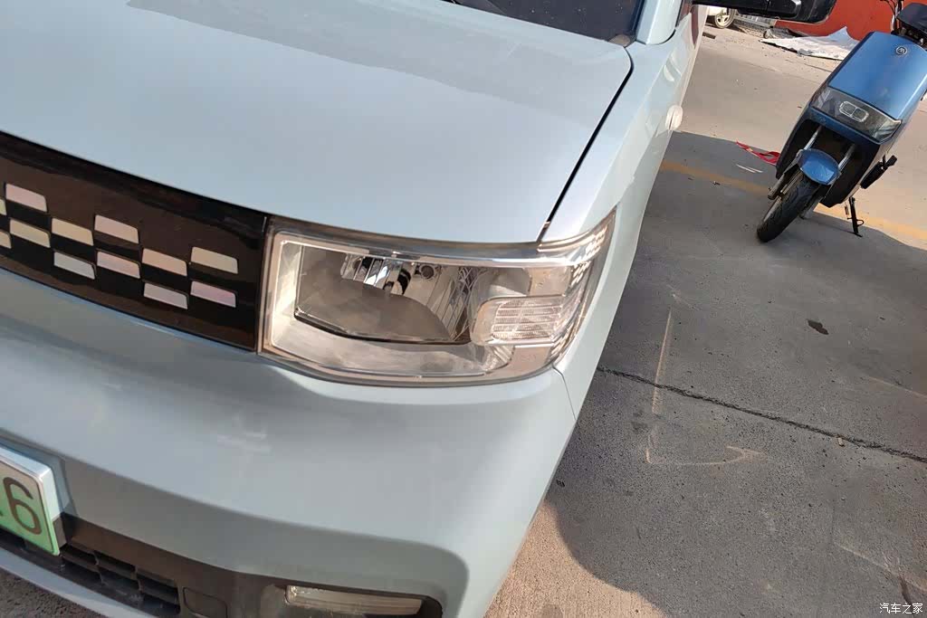 Wuling MINIEV, 2021 все фото