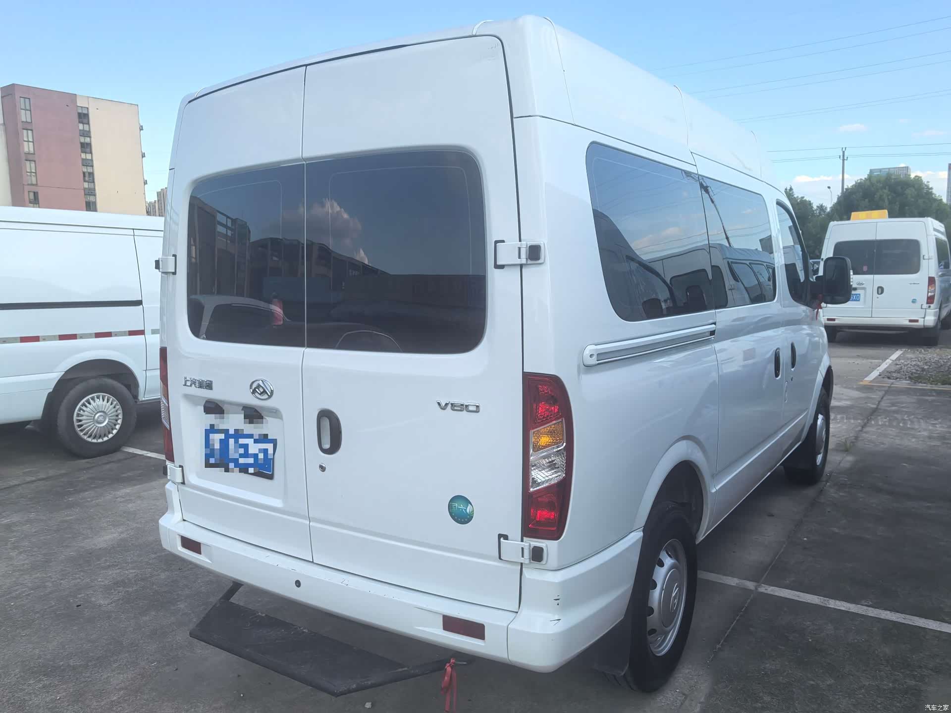 Maxus V80, 2024 3