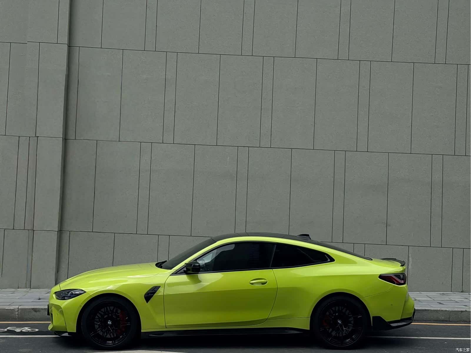 BMW M4, 2023 3