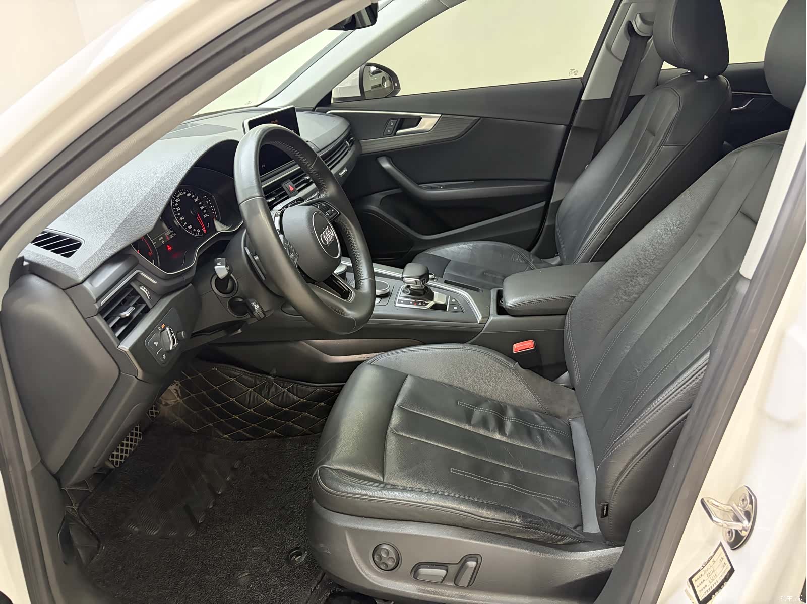 Audi A4L, 2017 10