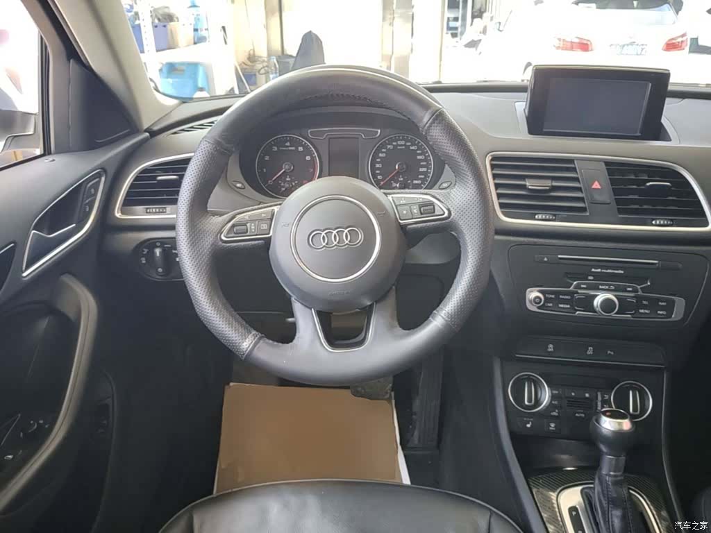 Audi Q3, 2017 11